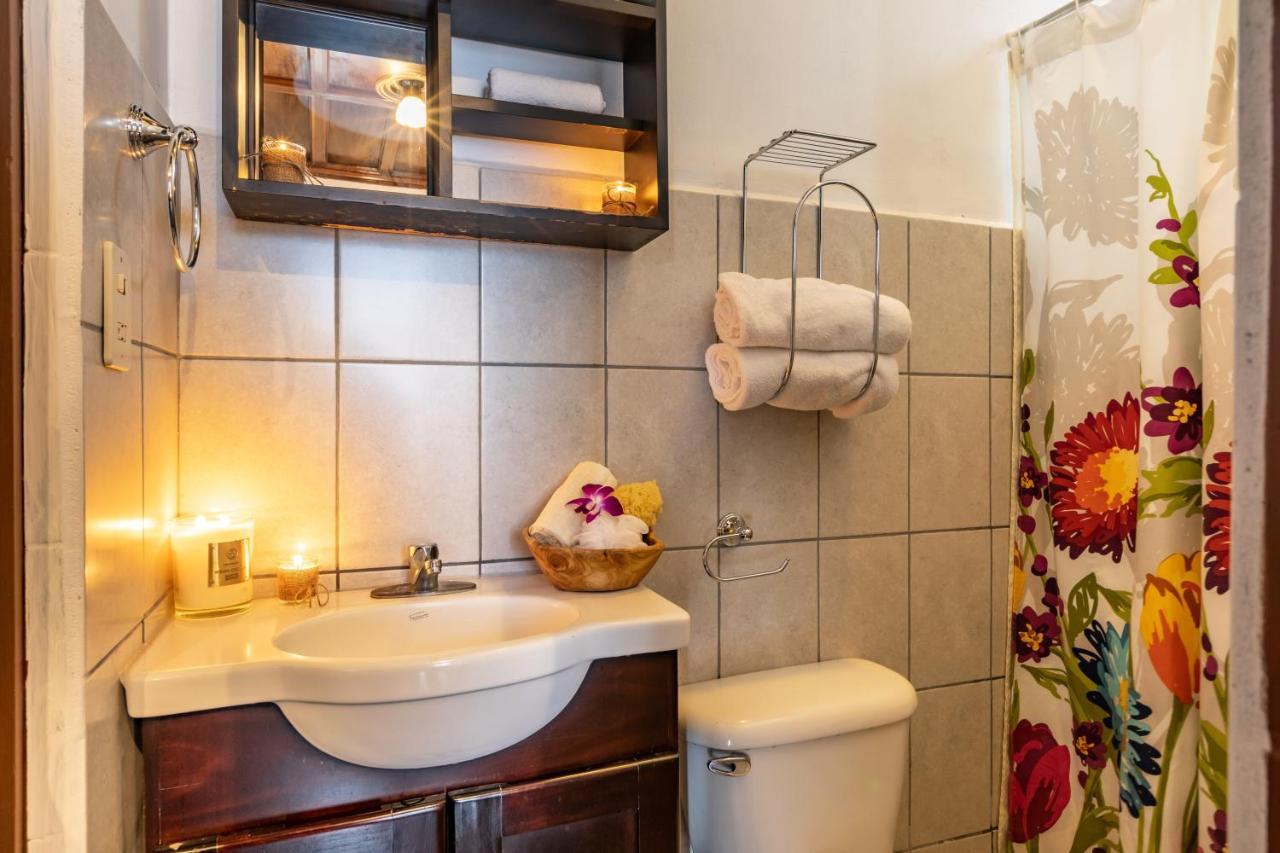 Alajuela City Hotel & Guest House Bagian luar foto