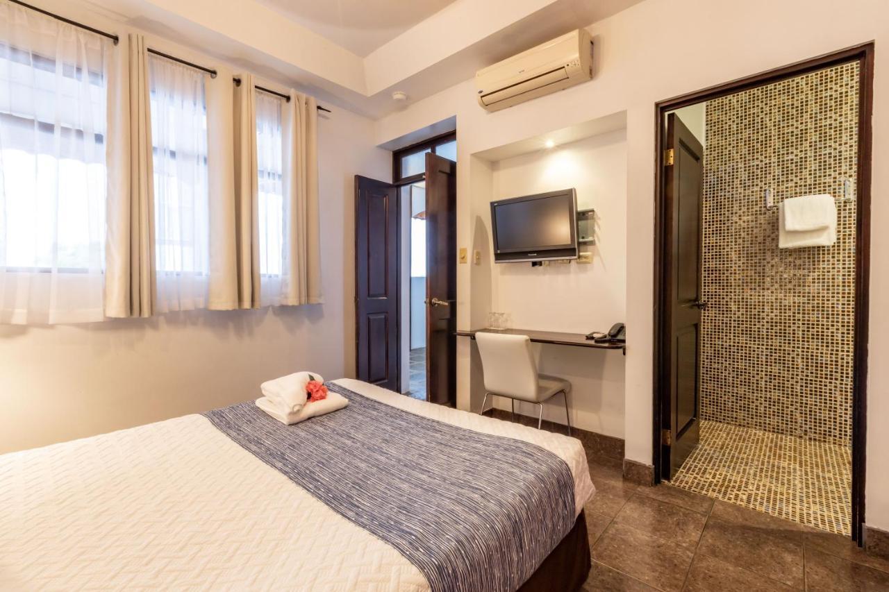 Alajuela City Hotel & Guest House Bagian luar foto