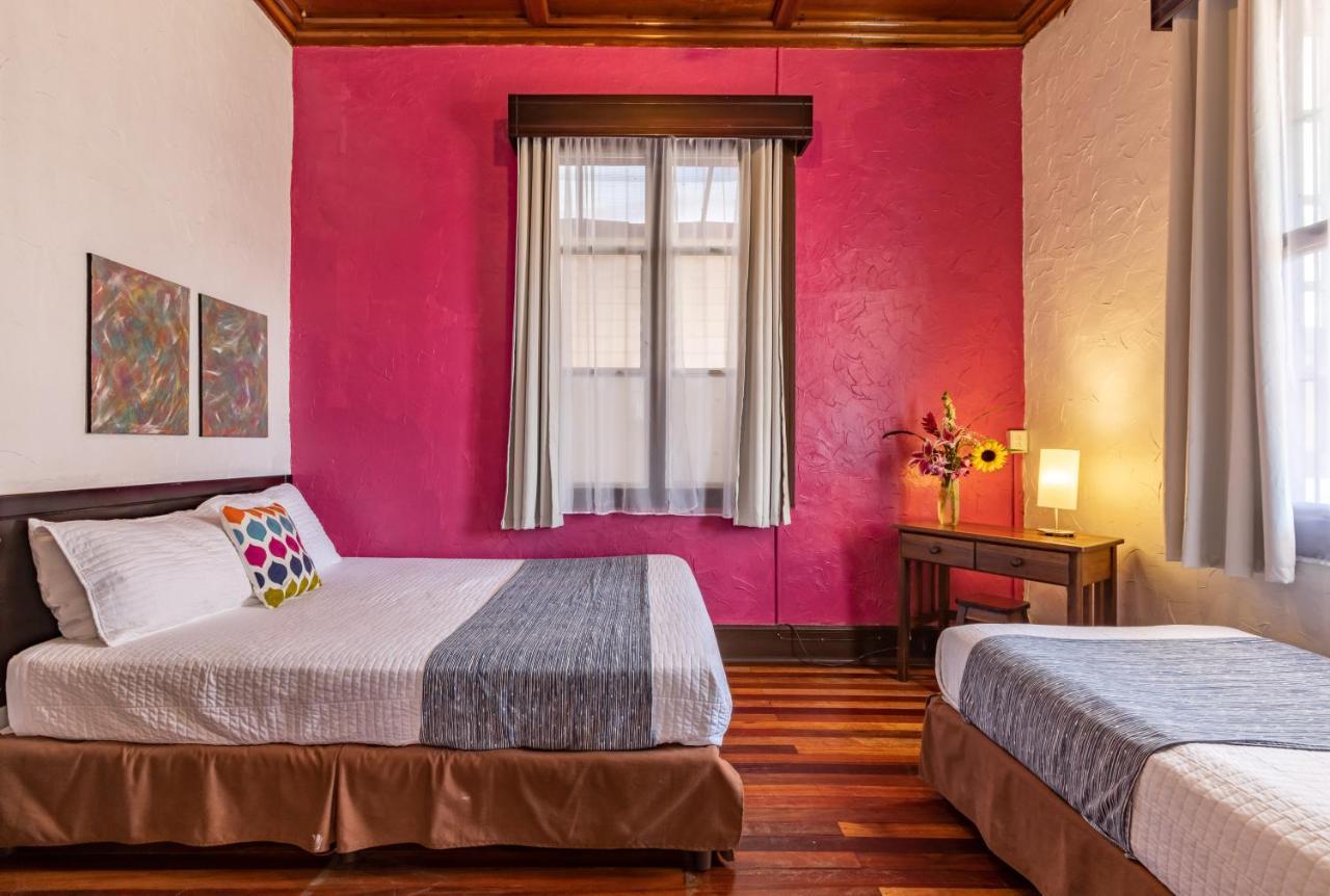 Alajuela City Hotel & Guest House Bagian luar foto