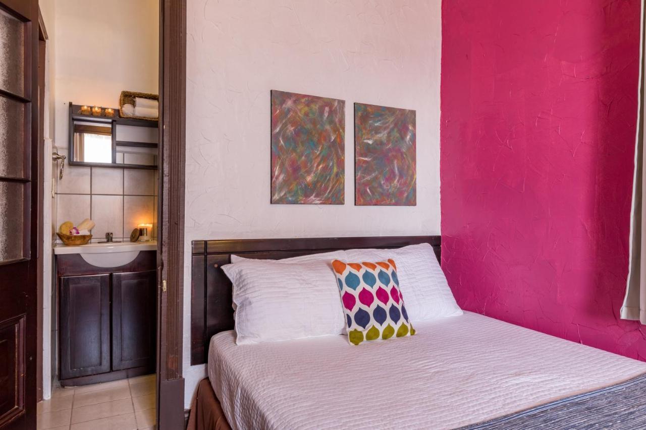 Alajuela City Hotel & Guest House Bagian luar foto